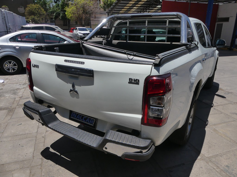 Mitsubishi L200 Katana Crdi 2.4  4x2 2021 Usado  Usado en Webautos.cl