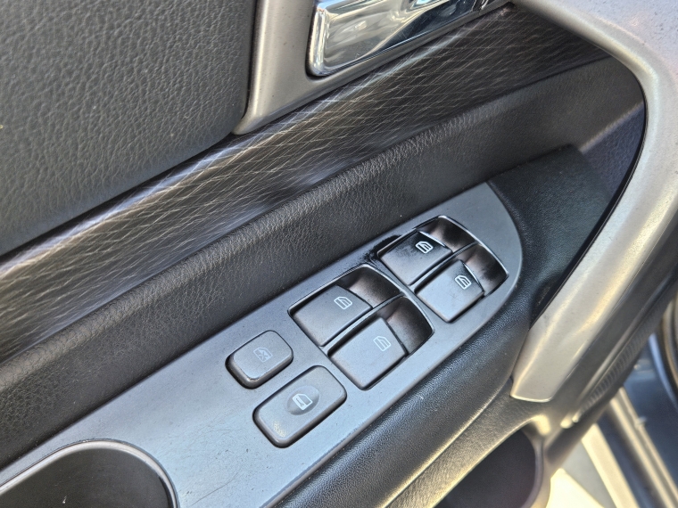 Ssangyong Stavic Stavic Xdi 4x2 At 2.2 - Rd201 Euro Vi 2019 Usado en Rosselot Usados
