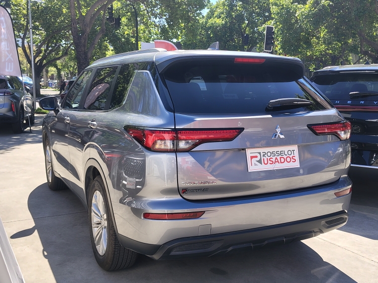 Mitsubishi New outlander Outlander Glx 2.5 Aut 2024 Usado en Rosselot Usados