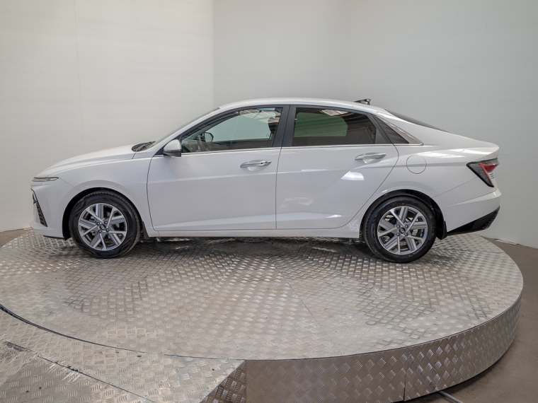 Hyundai Accent  Rb Sdn 1.4 6 Mvt Gl 2024 Usado  Usado en Pompeyo