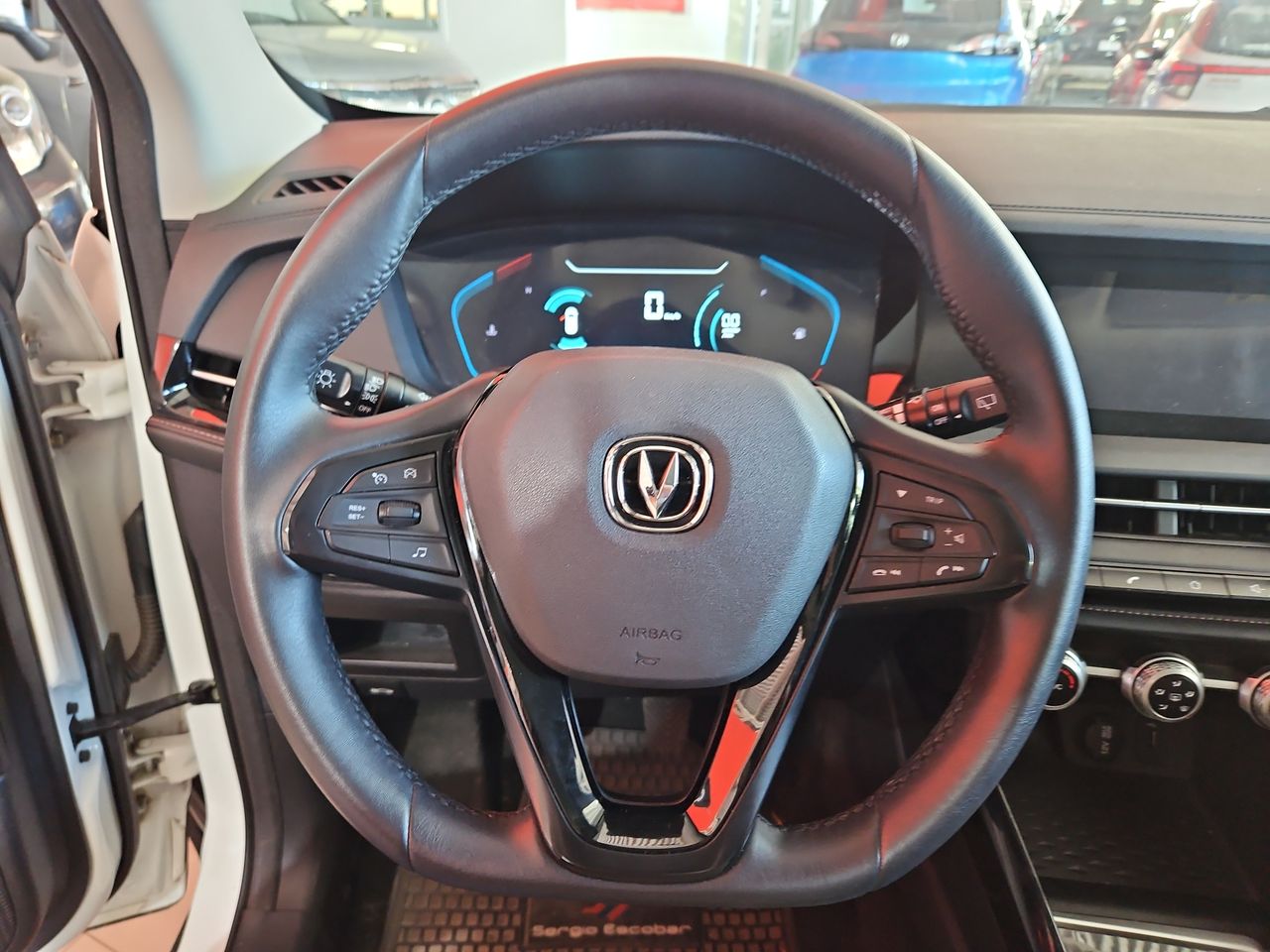 Changan Cs15 Cs15 Hb 4x2 1.5 2024 Usado en Usados de Primera - Sergio Escobar