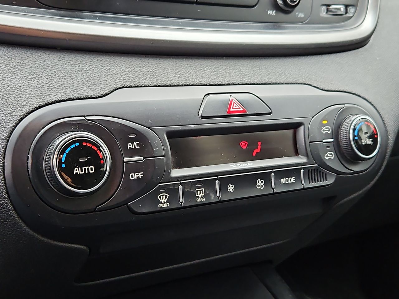 Kia Sorento Sorento Ex 2.4 Aut 2017 Usado en Usados de Primera - Sergio Escobar