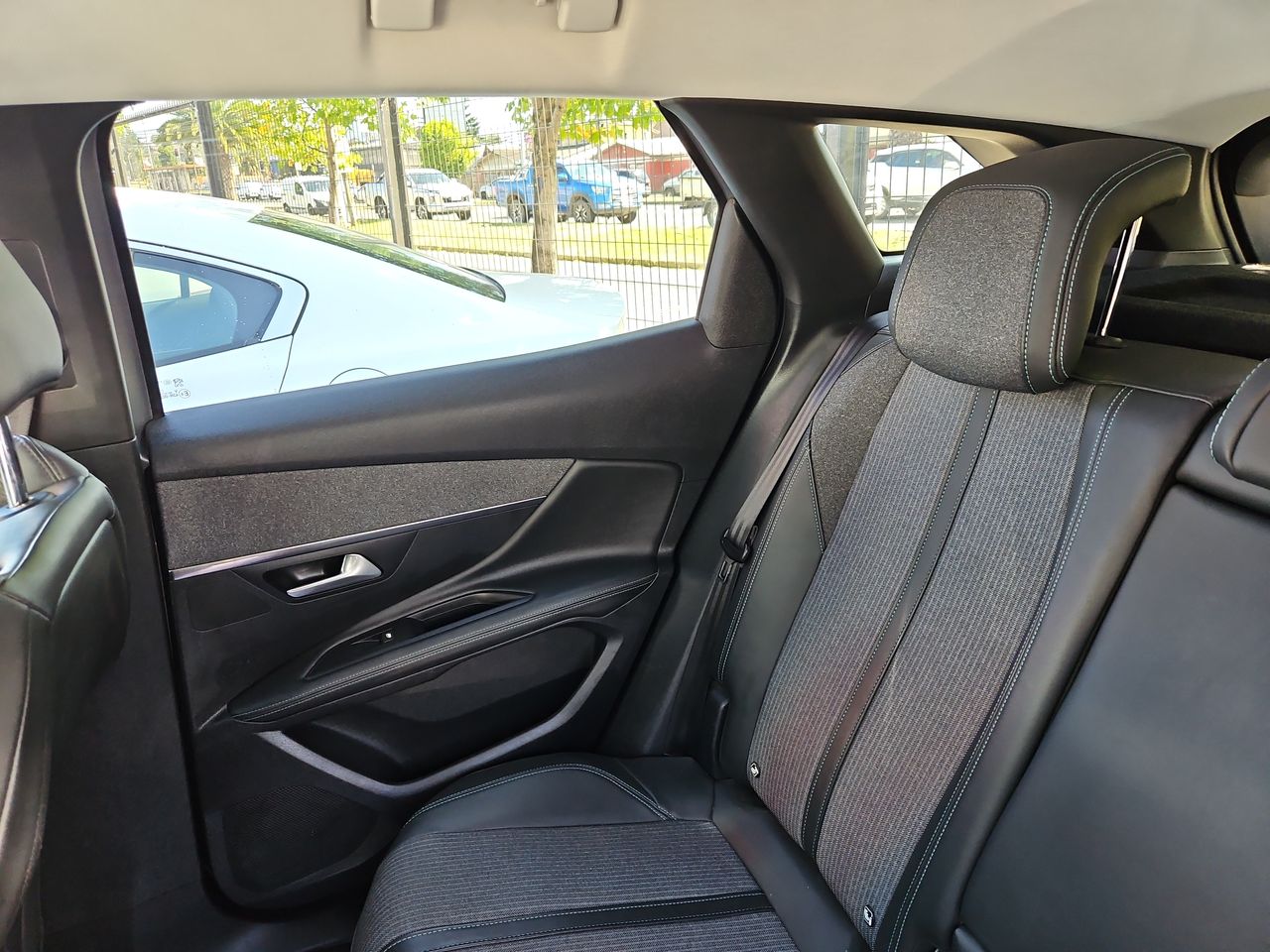 Peugeot 3008 3008 Thp 165hp 1.6 Aut 2022 Usado en Usados de Primera - Sergio Escobar