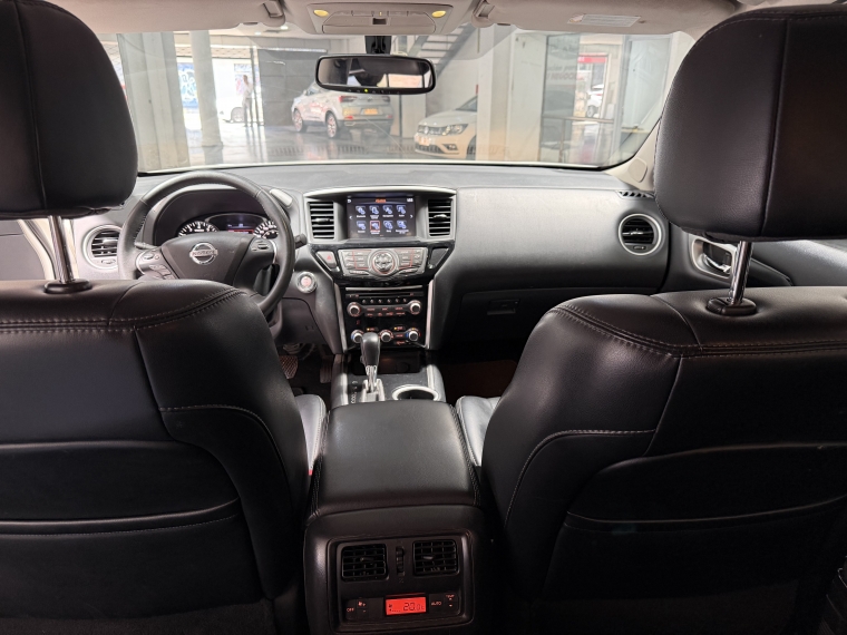 Nissan Pathfinder Advance Cvt 3.5l  2017  Usado en Grass & Arueste