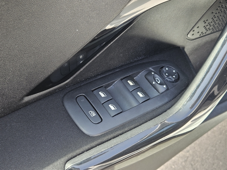 Peugeot 208 Signature Puretech 1.2 2019 Usado  Usado en Kovacs Usados