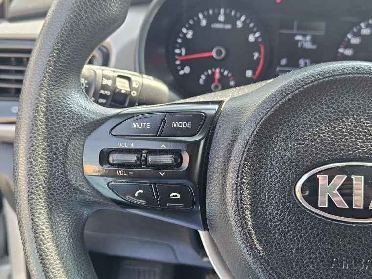 Kia Rio 5 Rio 5 Ex 1.4 2018 Usado en Rosselot Usados