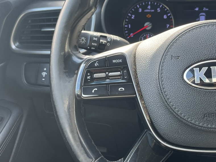 Kia Sorento Sorento Ex 2.4 2021 Usado en Rosselot Usados