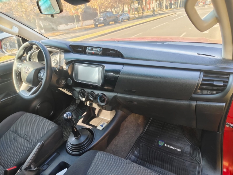 TOYOTA HILUX DX 4X2 2.4 - imagen 11