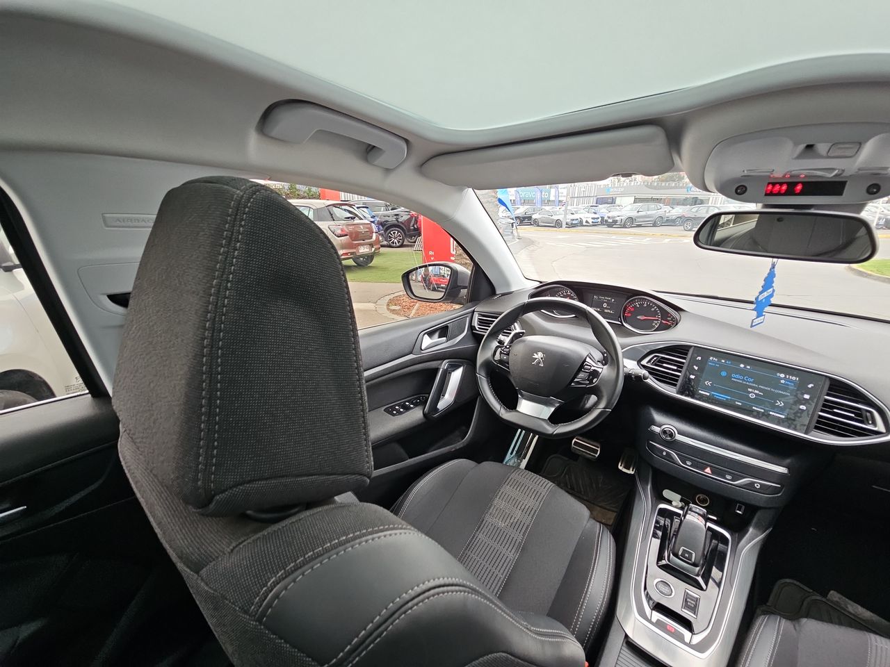 Peugeot 308 308 Blue Hdi 130 Eat8 1.5 Aut 2022 Usado en Usados de Primera - Sergio Escobar