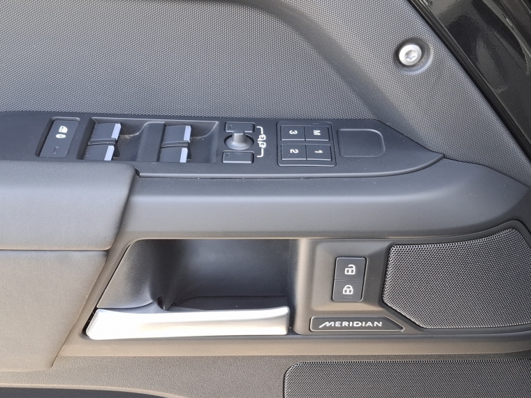 Land rover Defender 110 Se 4x4 3.0 Aut 2025 Usado Usado en BMW Premium Selection Land rover Defender 110 Se 4x4 3.0 Aut 2025 Usado Usado en BMW Premium Selection