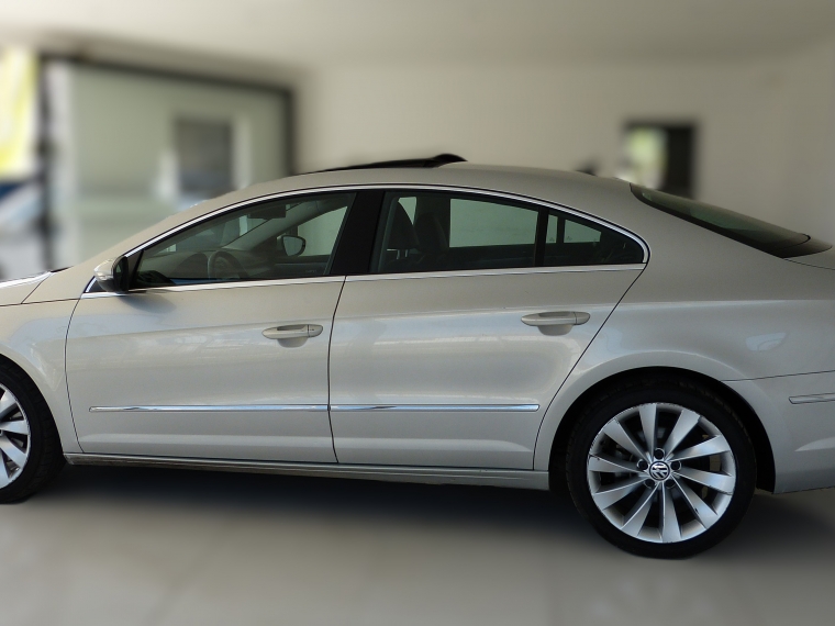 Volkswagen Passat Fsi Turbo 2.0 2010 Usado en Automotriz Olea Flaño