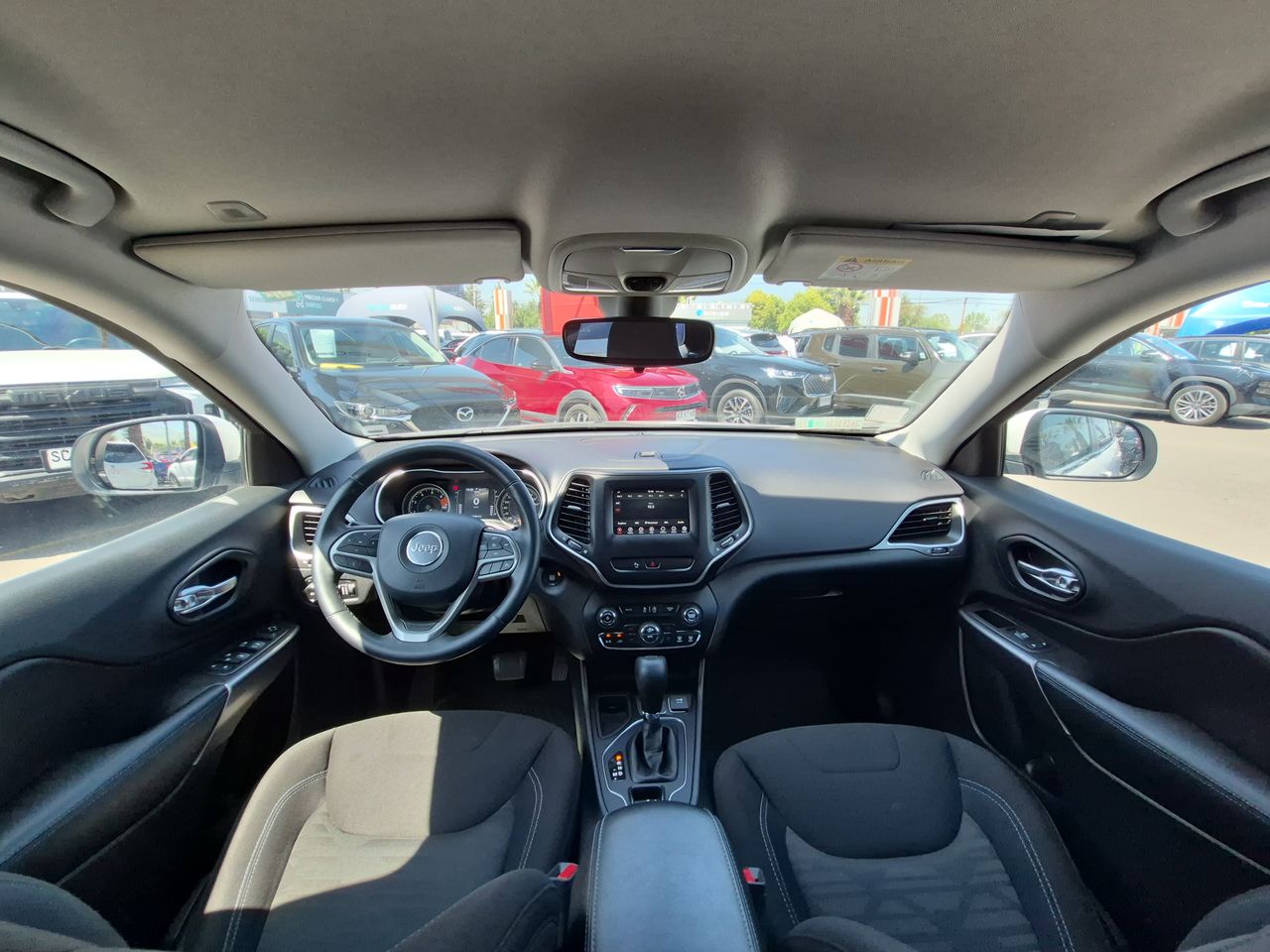 JEEP CHEROKEE CHEROKEE LONGITUDE 2.4 AUT - 2019