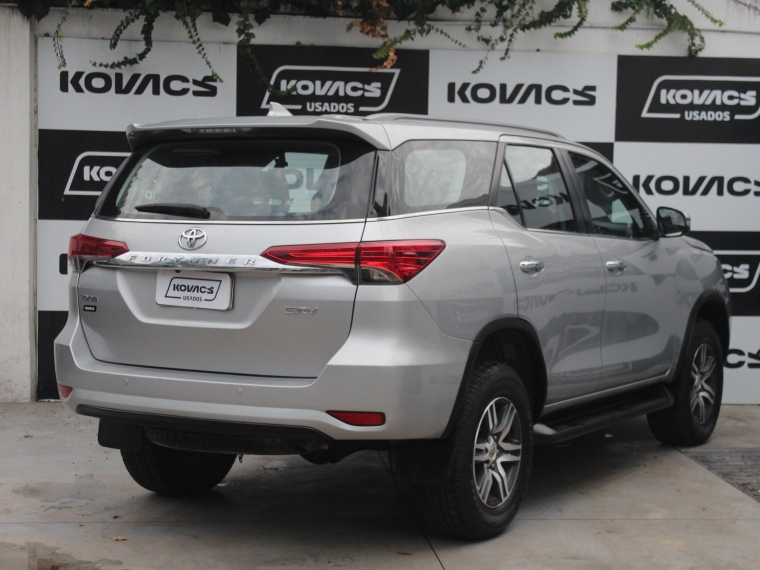 Toyota Fortuner Srv 4x4  2.7  Aut 2018 Usado  Usado en Kovacs Usados