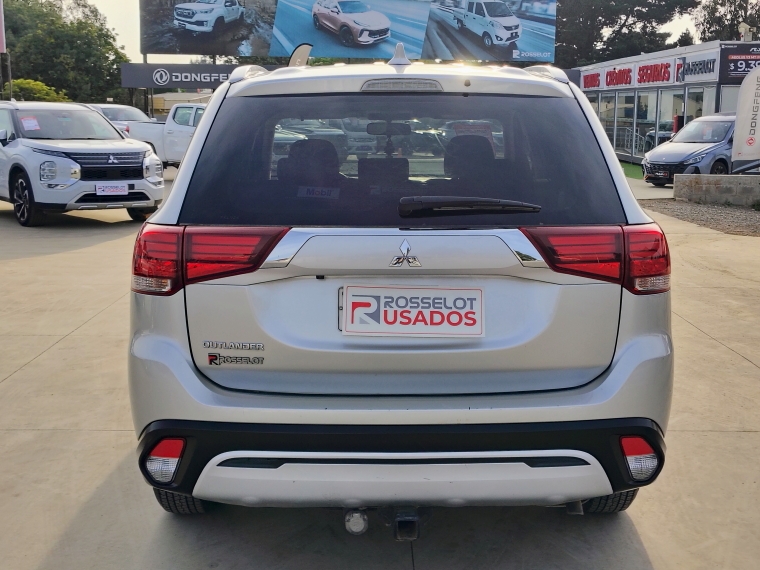 Mitsubishi Outlander Outlander 2.0 2021 Usado en Rosselot Usados
