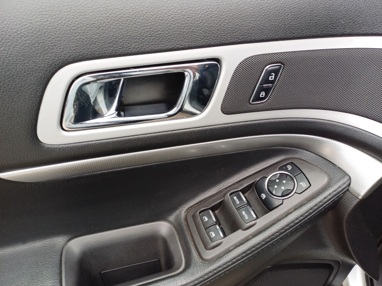 Ford New explorer Explorer Xlt 3.5 2015 Usado en Rosselot Usados