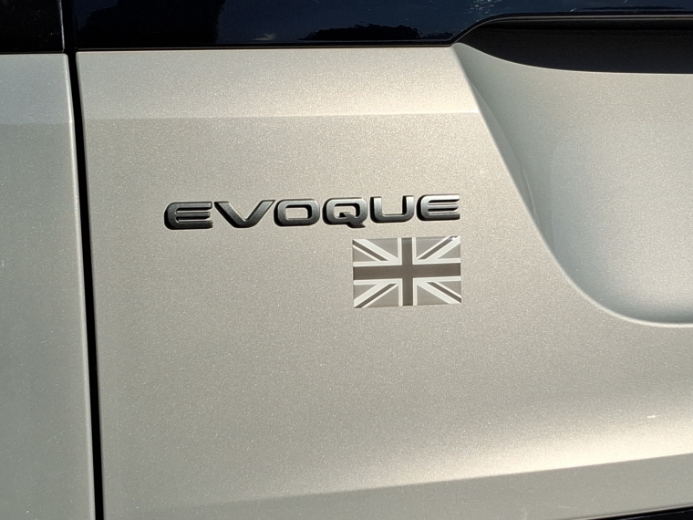 Land rover Evoque Evoque Mhev 4x4 2.0 Aut 2025 Usado Usado en Webautos.cl Land rover Evoque Evoque Mhev 4x4 2.0 Aut 2025 Usado Usado en Webautos.cl