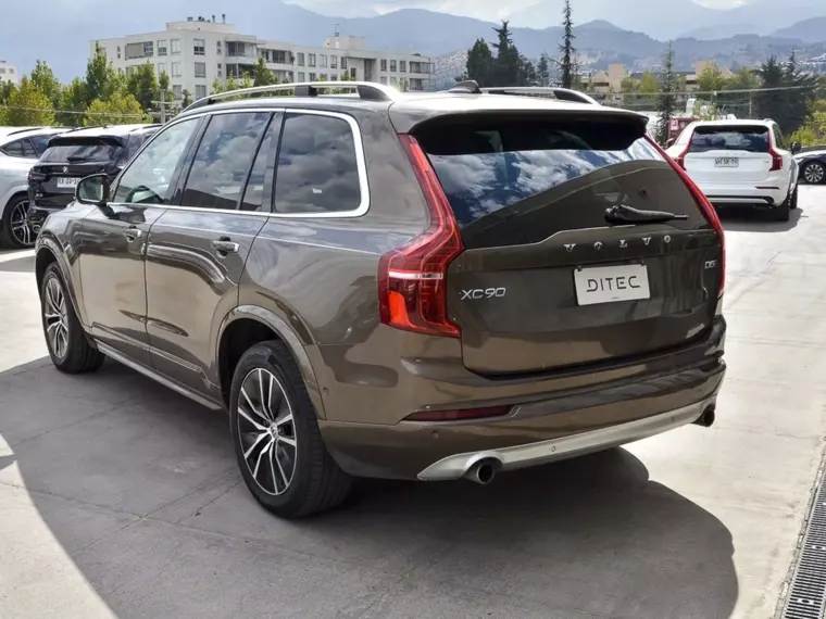 Volvo Xc90 2.0 D5 Momentum Diesel Awd At 5p 2017 Usado  Usado en BMW Premium Selection