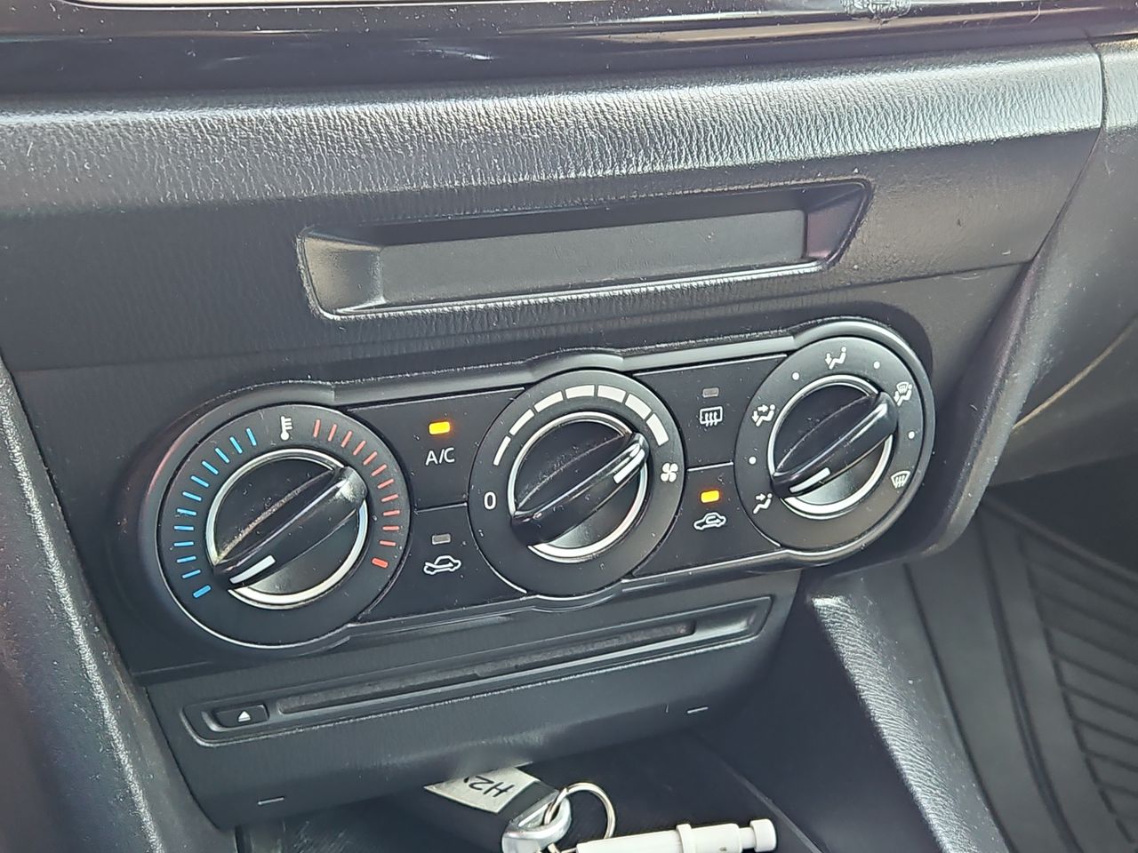 Mazda 3 3 Sport Hb 2.0 2016 Usado en Usados de Primera - Sergio Escobar