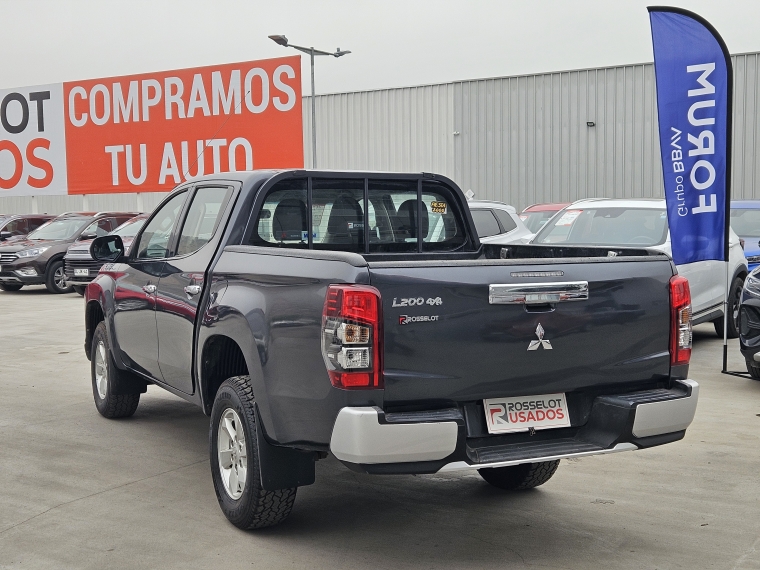 Mitsubishi L200 L200 D/c 2.4 Katana Crt 4x4 Special Pack 2023 Usado en Rosselot Usados