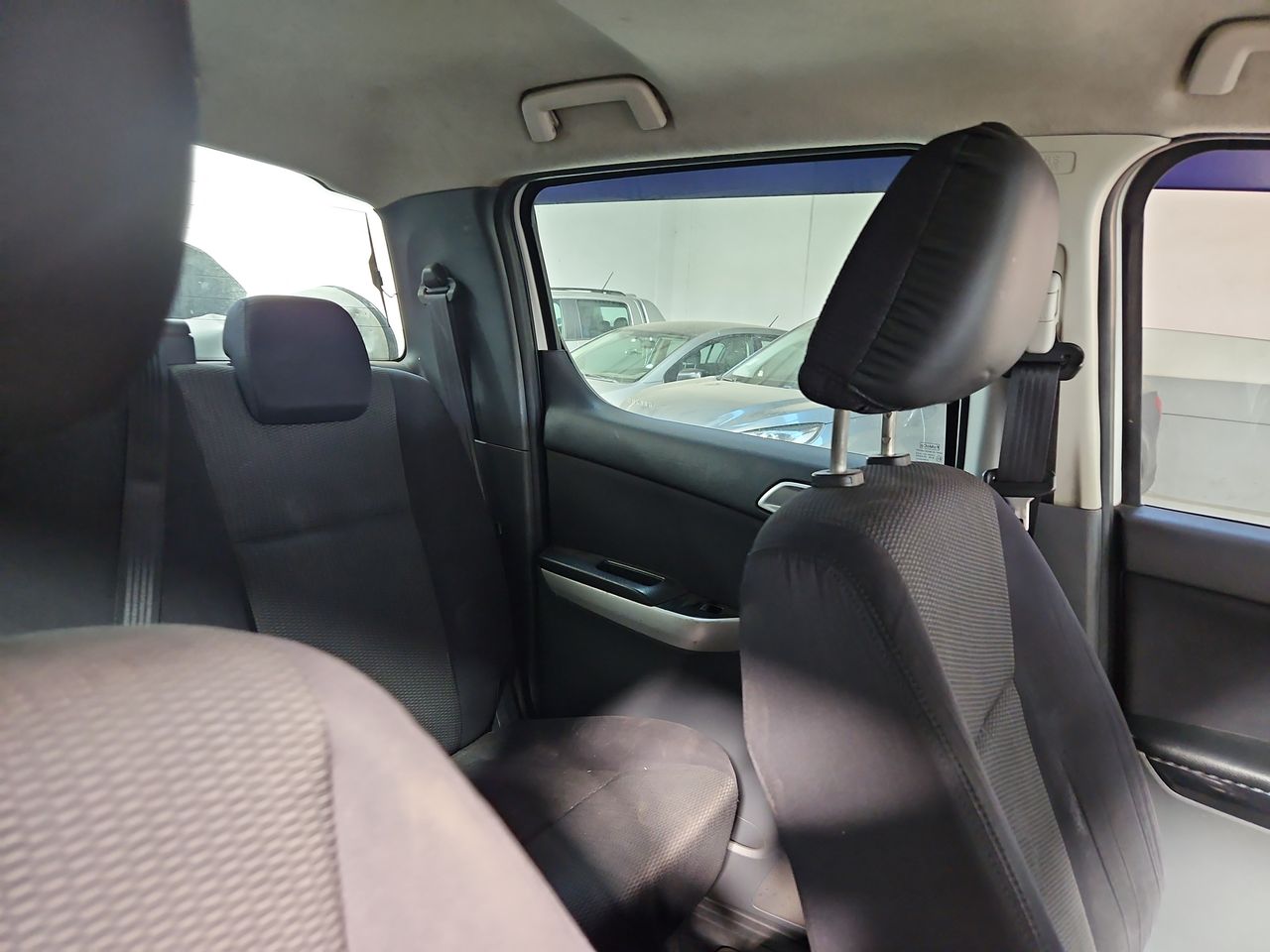 Mazda Bt-50 Bt 50 Dcab Sdx 4x4 3.2 Aut 2014 Usado en Usados de Primera - Sergio Escobar
