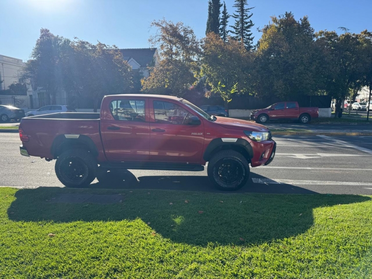 TOYOTA HILUX DX 4X4 2.4 - imagen 3