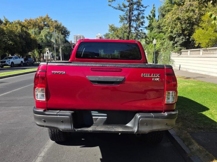 Toyota Hilux Dx 4x4 2.4 2022  Usado en Autos
