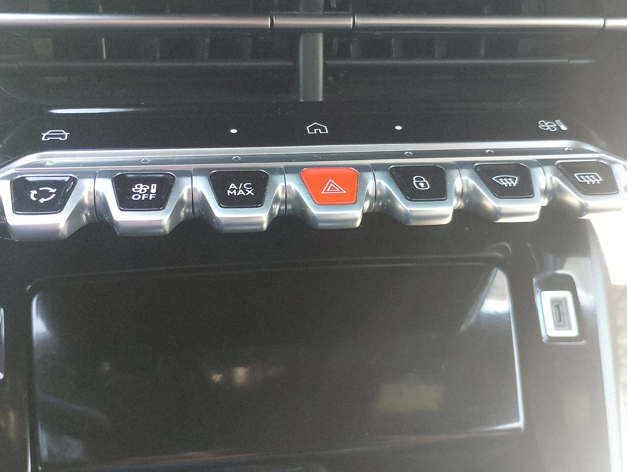 Peugeot 2008 2008 4x2 1.2 Aut 2025 Usado en Usados de Primera - Sergio Escobar