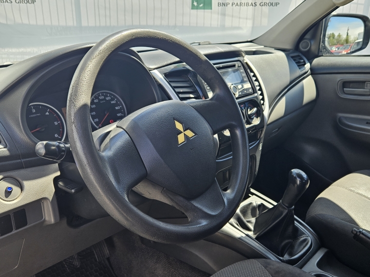 Mitsubishi L200 Work Cr 2.4 2017 Usado  Usado en Autoselect Usados