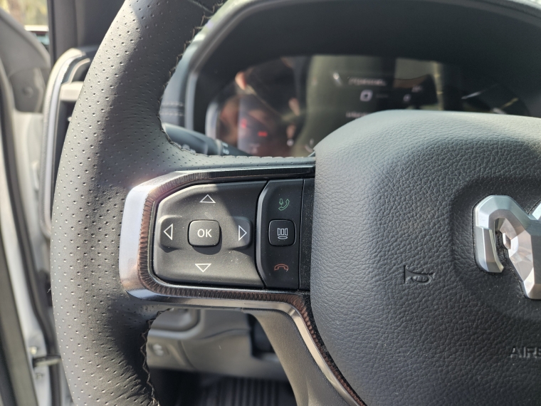 Ram 1500 Crew Cab Rebel At 4x4 2025 Usado  Usado en Kovacs Usados