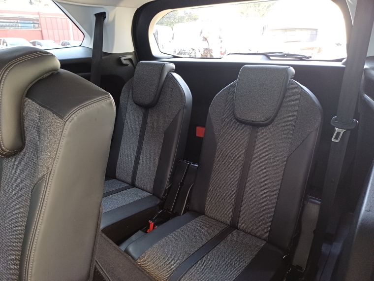 Peugeot 5008 Allure 1.6 2018 Usado  Usado en Kovacs Usados