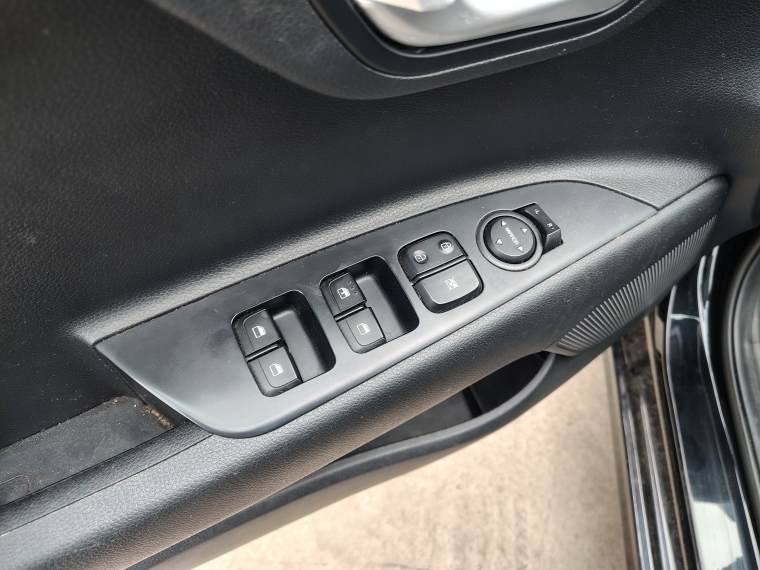 Kia Rio 5 Rio 5 6mt 1.4 2023 Usado en Rosselot Usados