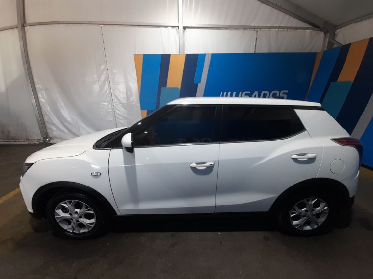 Ssangyong Tivoli 1.6 Glx Tx1011 4x2 Mt 5p 2021 Usado  Usado en Webautos.cl