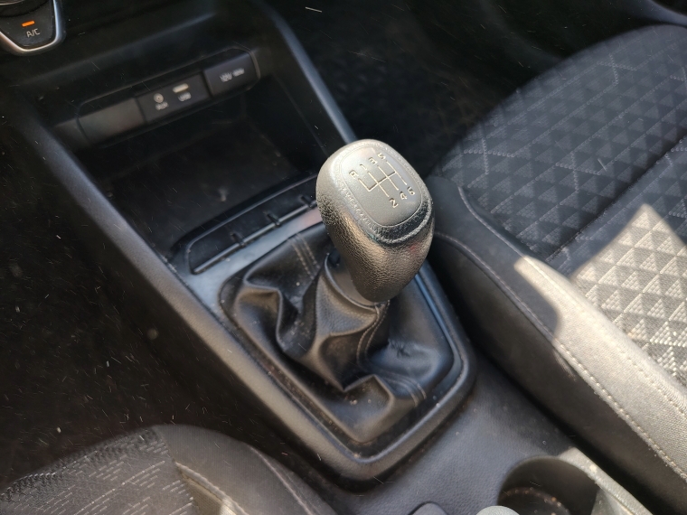 Kia Rio 4 Rio 4 Lx 1.4 2019 Usado en Rosselot Usados