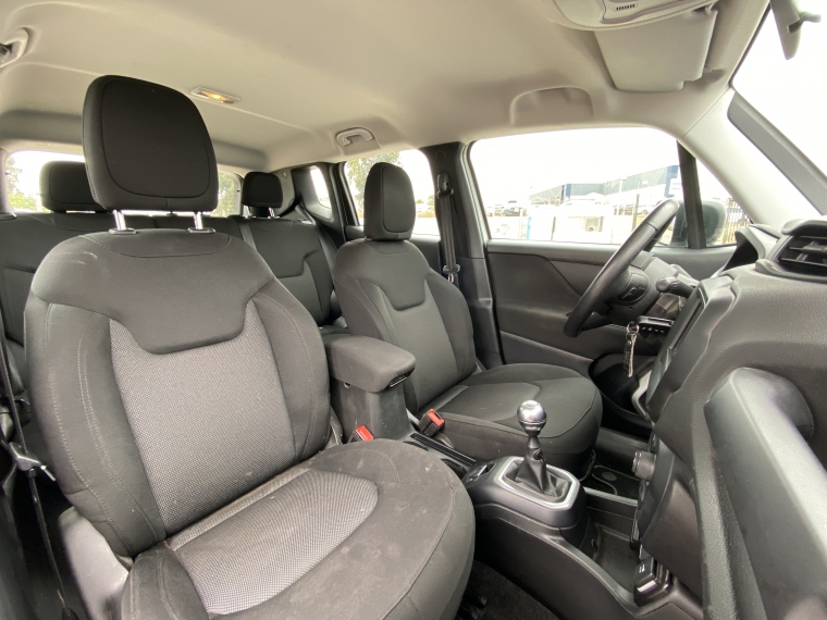 Jeep Renegade Renegade Sport 1.8 2022 Usado en Rosselot Usados