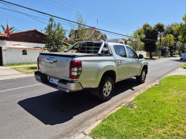 Mitsubishi L200 L200 2.4 Td Katana Cd Cr. 2023 Usado en Autoadvice Autos Usados Mitsubishi L200 L200 2.4 Td Katana Cd Cr. 2023 Usado en Autoadvice Autos Usados