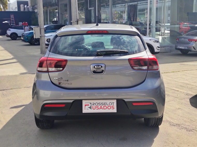 Kia Rio 5 Rio 5 Sport 1.6 2022 Usado en Rosselot Usados