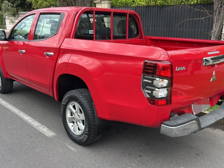 Mitsubishi L200 Katana Cr2.4Cc — foto 4 de 10
