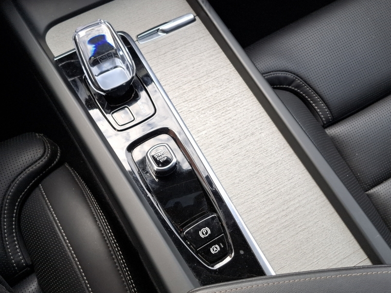 Volvo Xc60 2.0 B5 Plus At 4x4 Hibrido 2025 Usado  Usado en BMW Premium Selection