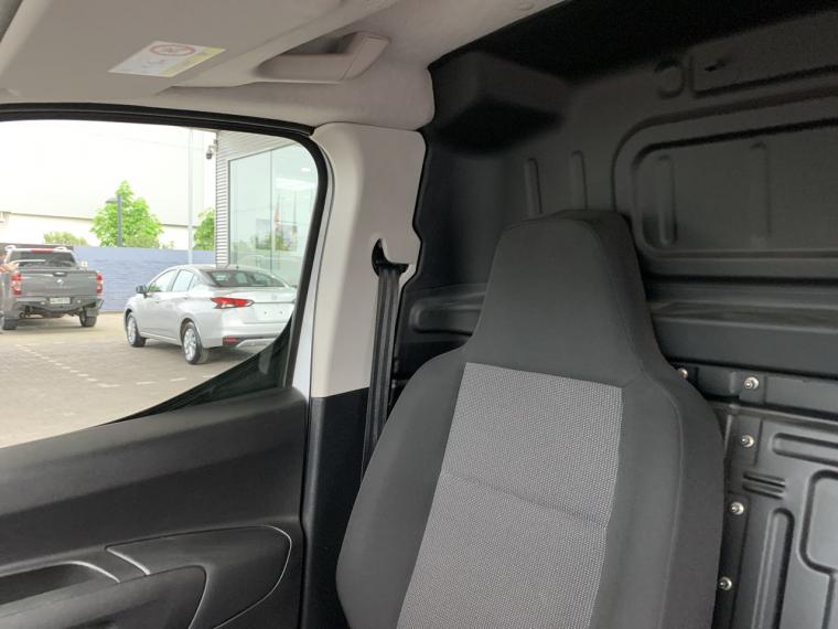 Opel Combo 1.6 Combo Td Diesel Mt 5p 2023 Usado  Usado en Webautos.cl