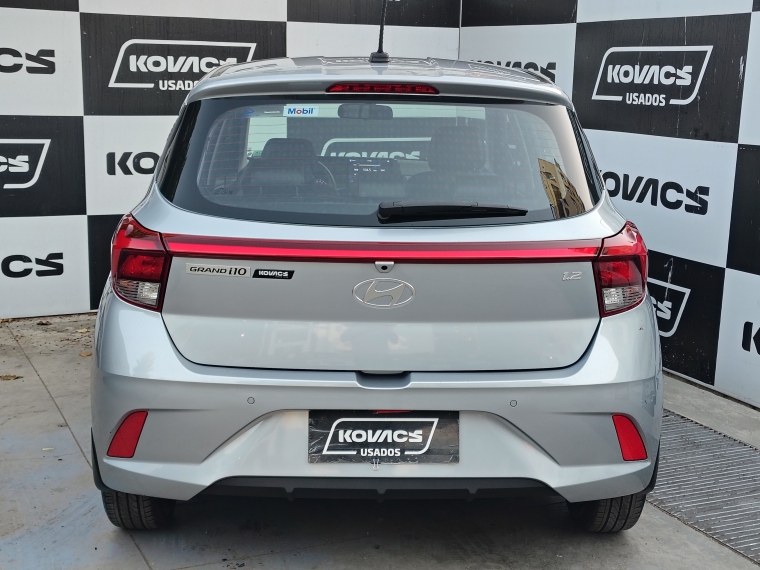 Hyundai Grand i10 1.2  Ai3  Hb  Plus  Mt 2024 Usado  Usado en Kovacs Usados