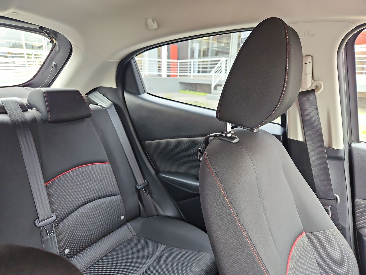 Mazda 2 2 Sport Hb 1.5  Aut. 2023 Usado  Usado en Webautos.cl