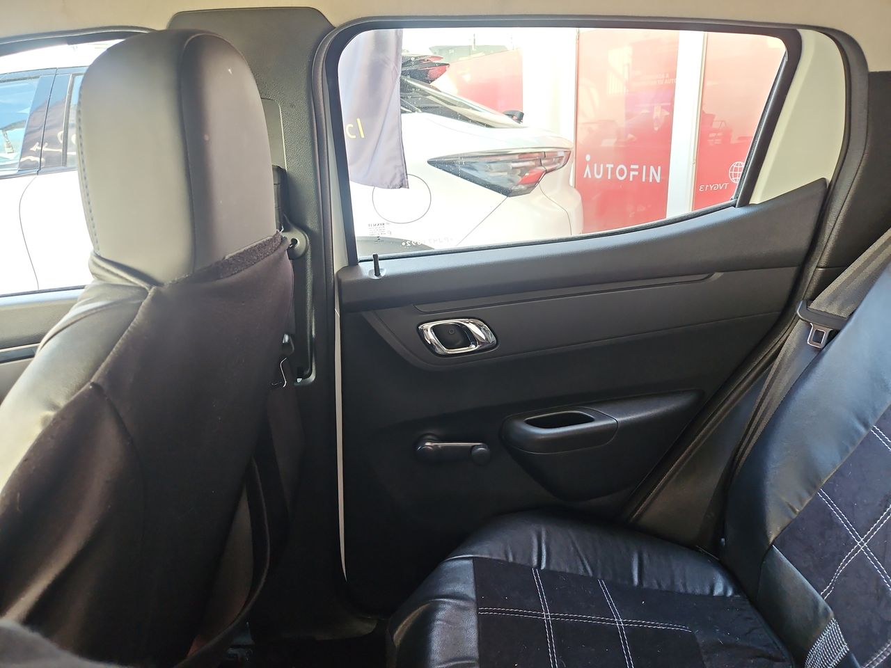 Renault Kwid Kwid Hb Mt 1.0 2024 Usado en Usados de Primera - Sergio Escobar