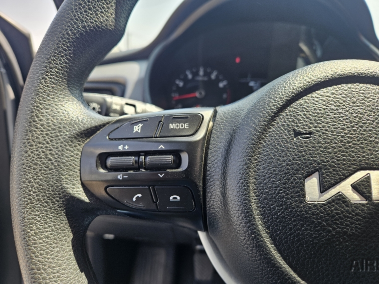 Kia Rio 5 Ex Full Mt 1.4  4x2 2022 Usado  Usado en Kovacs Usados