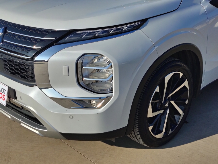 Mitsubishi Outlander New Outlander 4x2 At Glx 2.5 Mn Euro 6b 2024 Usado en Rosselot Usados