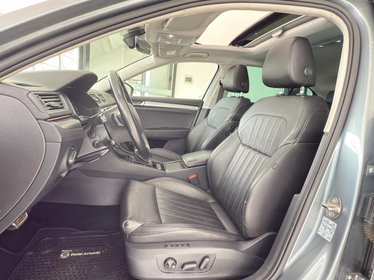 Skoda Superb 2.0 Tdi 2019 Usado en Automotriz Olea Flaño