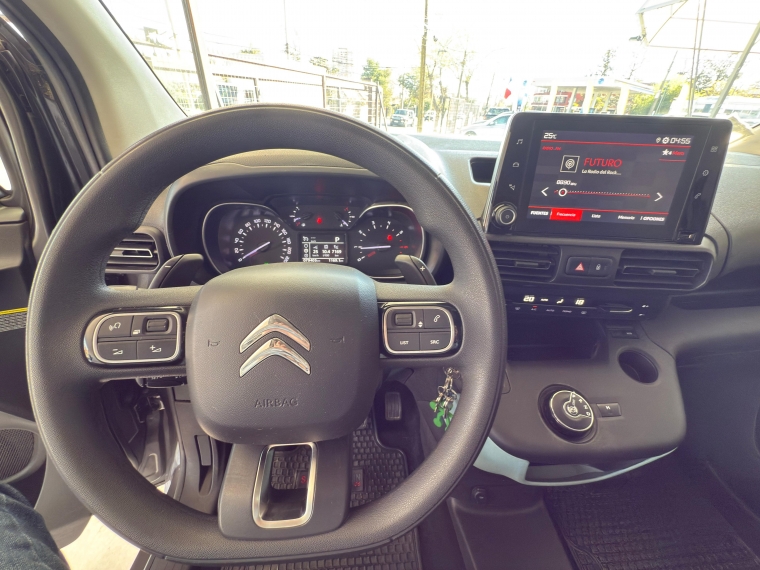 Citroen Berlingo Multispace De Pasajeros Xl 1.5 Aut 2021 Usado en Automotriz Olea Flaño