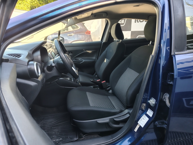 Nissan Versa 1.6  Sense Mt 2023 Usado  Usado en Kovacs Usados