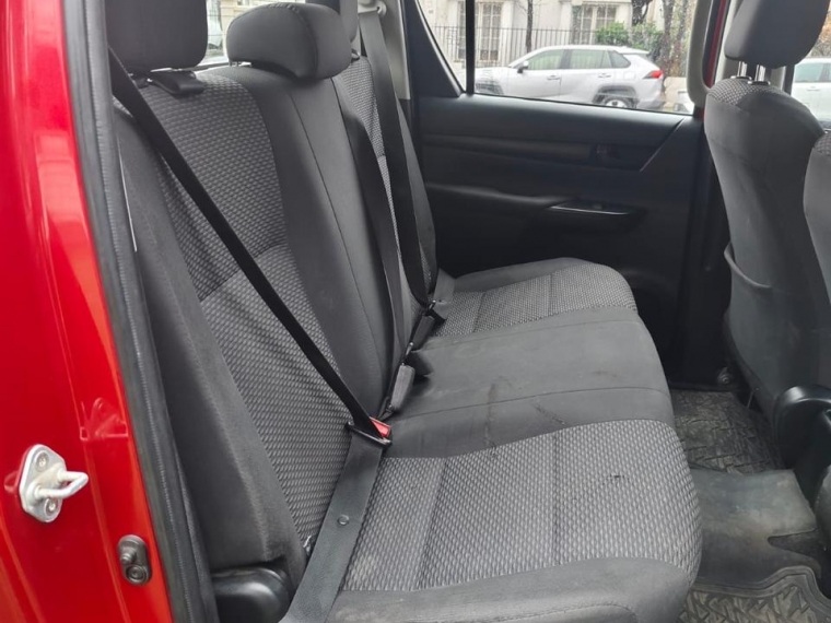 TOYOTA HILUX DX 4X2 2.4 - imagen 18