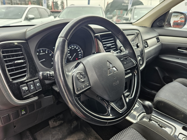Mitsubishi Outlander Outlander 4x4 Glx 2.4 Ac 2018 Usado en Rosselot Usados
