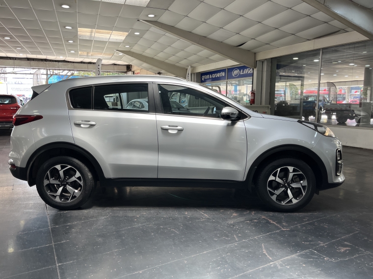 Kia Sportage Lx 2.0l Gsl Aut 2wd 2022  Usado en Grass & Arueste Usados